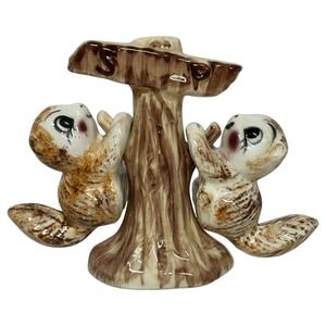 Vintage Anthropomorphic Squirrel Chipmunk Handing Salt‎ & Pepper Shakers Ceramic